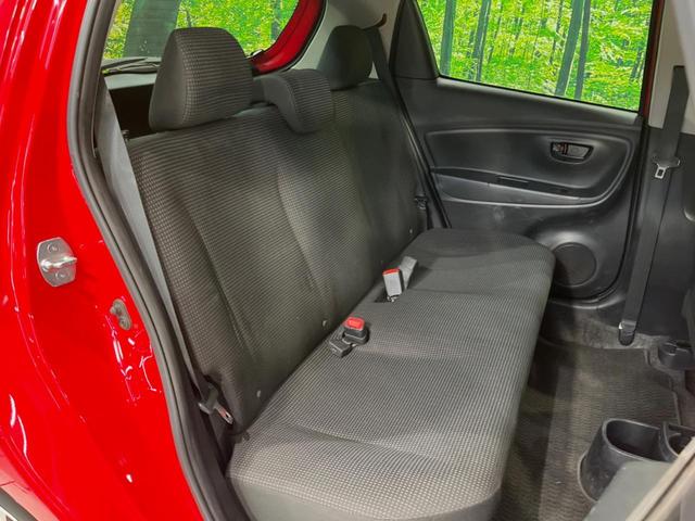 ヴィッツ Ｆ　ＣＤ再生　リモコンキー　プライバシーガラス　ドアバイザー　電動格納ミラー　衝突安全ボディ　盗難防止装置　１４インチアルミホイール（9枚目）