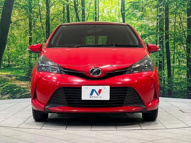 ヴィッツ Ｆ　ＣＤ再生　リモコンキー　プライバシーガラス　ドアバイザー　電動格納ミラー　衝突安全ボディ　盗難防止装置　１４インチアルミホイール（14枚目）