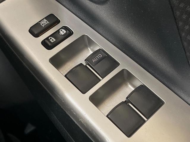 ヴィッツ Ｆ　ＣＤ再生　リモコンキー　プライバシーガラス　ドアバイザー　電動格納ミラー　衝突安全ボディ　盗難防止装置　１４インチアルミホイール（24枚目）