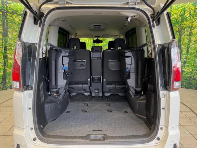 セレナ ハイウェイスター VセレクションII 両側電動ドア 純正9型ナビ 後席モニター 全周囲カメラ 衝突被害軽減システム プロパイロット レーダークルーズ 禁煙車 ドラレコ コーナーセンサー スマートキー LEDヘッド ETC オートハイビーム(11枚目)