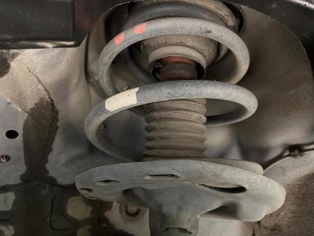 ヴェルファイアハイブリッド X 4WD 両側電動ドア SDナビ 後席モニター バックカメラ 禁煙車 クリアランスソナー スマートキー HIDヘッド ビルトインETC クルコン オートライト デュアルエアコン 純正16インチアルミ(18枚目)