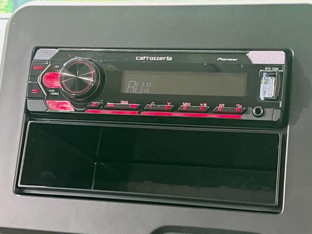 Ｎ－ＢＯＸ ベースグレード　電動スライドドア　衝突被害軽減システム　レーダークルーズ　禁煙車　プッシュスタート＆スマートキー　ＬＥＤヘッド　オートハイビーム　オートライト　オートエアコン　シートリフター　アームレスト（3枚目）