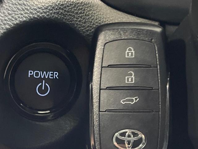 カローラクロス ハイブリッド Z パノラマルーフ 4WD 10.5型ナビ 全周囲カメラ 衝突軽減装置 レーダークルーズ 禁煙車 電動リアゲート ハーフレザーシート パワーシート コーナーセンサー スマートキー LEDヘッド ETC(25枚目)