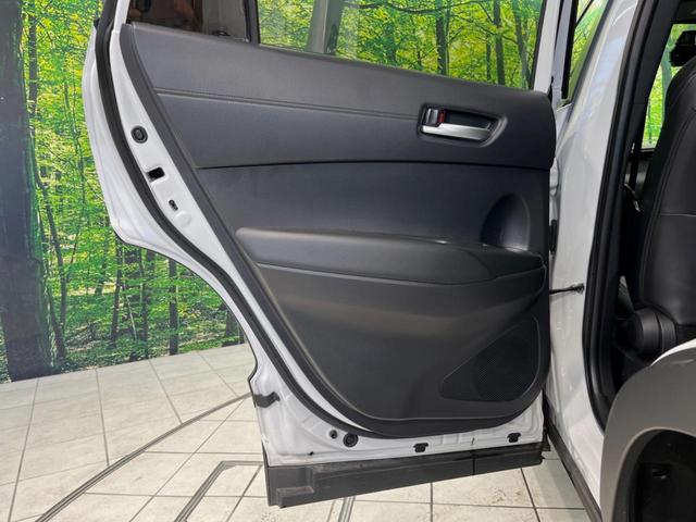 カローラクロス ハイブリッド Z パノラマルーフ 4WD 10.5型ナビ 全周囲カメラ 衝突軽減装置 レーダークルーズ 禁煙車 電動リアゲート ハーフレザーシート パワーシート コーナーセンサー スマートキー LEDヘッド ETC(45枚目)