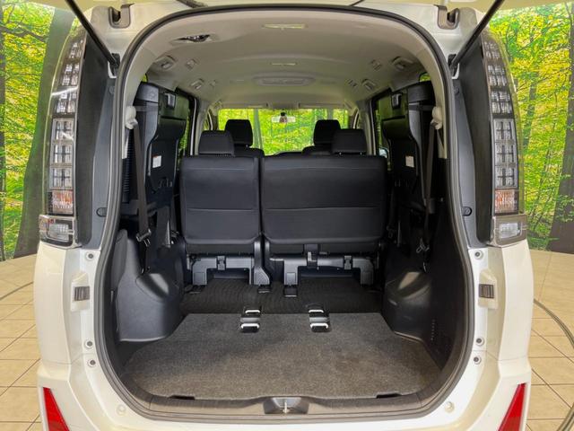ヴォクシー ZS 煌 両側電動ドア 純正SDナビ バックカメラ 禁煙車 スマートキー LEDヘッド ETC オートハイビーム オートライト デュアルエアコン 純正16インチアルミ Bluetooth CD フルセグ(11枚目)