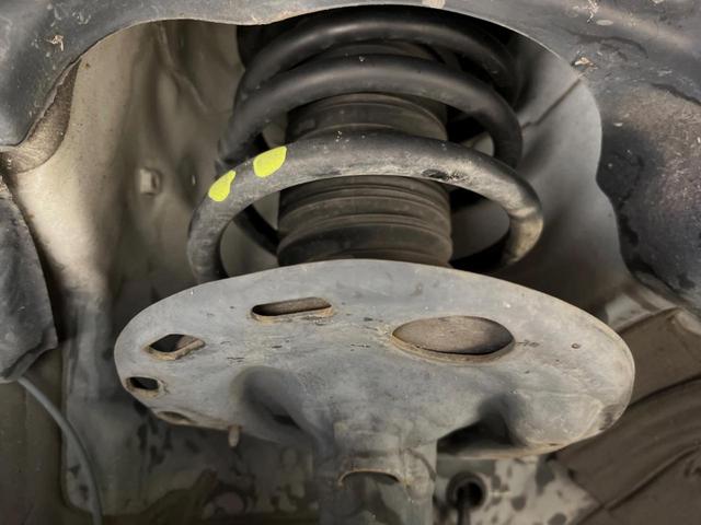 ヴォクシー ZS 煌 両側電動ドア 純正SDナビ バックカメラ 禁煙車 スマートキー LEDヘッド ETC オートハイビーム オートライト デュアルエアコン 純正16インチアルミ Bluetooth CD フルセグ(21枚目)