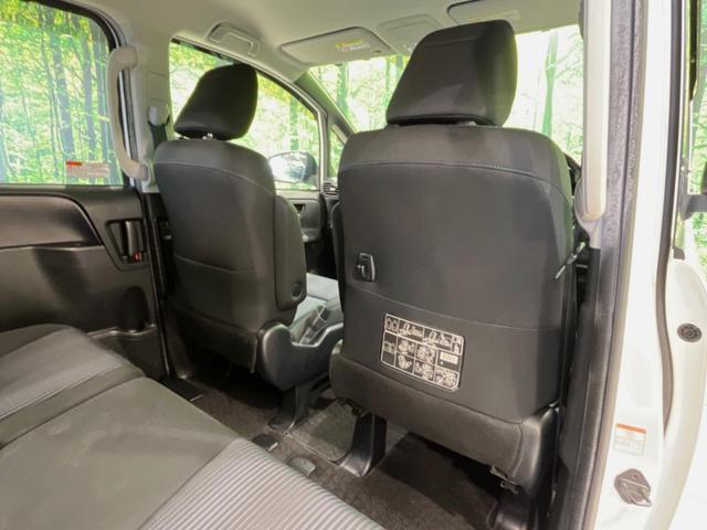 ヴォクシー ZS 煌 両側電動ドア 純正SDナビ バックカメラ 禁煙車 スマートキー LEDヘッド ETC オートハイビーム オートライト デュアルエアコン 純正16インチアルミ Bluetooth CD フルセグ(28枚目)