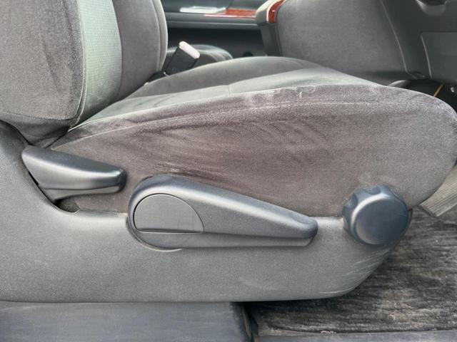 ヴェルファイア 2.4Z プラチナムセレクション サンルーフ 両側電動ドア 純正HDDナビ 後席モニター バックカメラ 電動リアゲート コーナーセンサー スマートキー HIDヘッド ビルトインETC オートライト デュアルエアコン リアエアコン CD(39枚目)