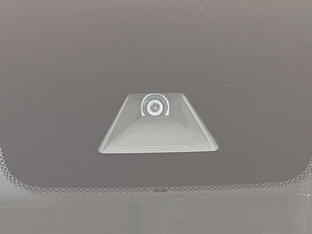 N-ONE RS 6MT車 純正ディスプレイオーディオ バックカメラ 衝突被害軽減システム レーダークルーズ 禁煙車 スマートキー LEDヘッド ETC オートハイビーム オートライト オートエアコン シートヒーター(4枚目)