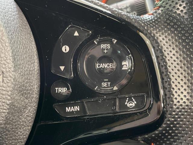 N-ONE RS 6MT車 純正ディスプレイオーディオ バックカメラ 衝突被害軽減システム レーダークルーズ 禁煙車 スマートキー LEDヘッド ETC オートハイビーム オートライト オートエアコン シートヒーター(6枚目)