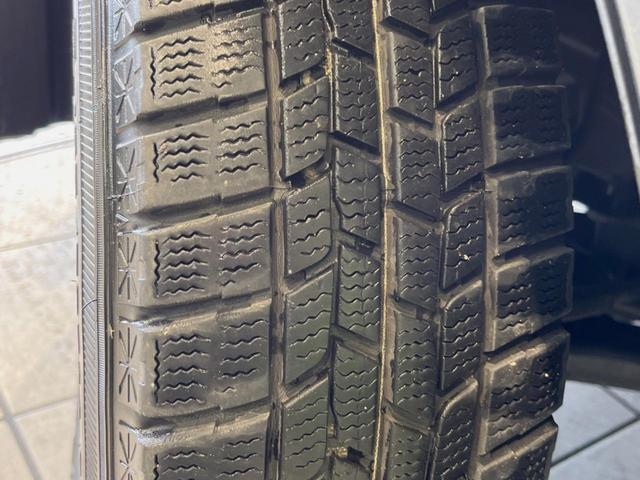 フリード G ジャストセレクション 両側電動ドア 純正HDDナビ バックカメラ 禁煙車 スマートキー HIDヘッド ETC オートライト オートエアコン CD/DVD再生 14インチアルミホイール 電動格納ミラー ドアバイザー(43枚目)