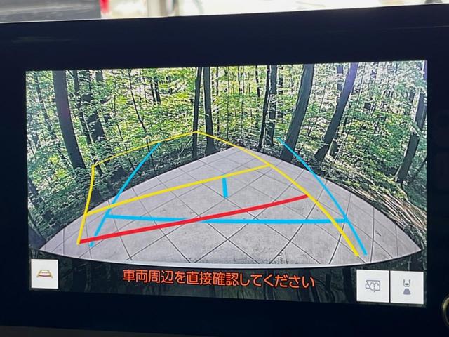 プリウス Ｘ　バックカメラ　純正ナビ機能付きＤＡ　衝突被害軽減システム　レーダークルーズ　禁煙車　ドラレコ　コーナーセンサー　スマートキー　ＬＥＤヘッド　ＥＴＣ２．０　オートハイビーム　Ｂｌｕｅｔｏｏｔｈ（4枚目）