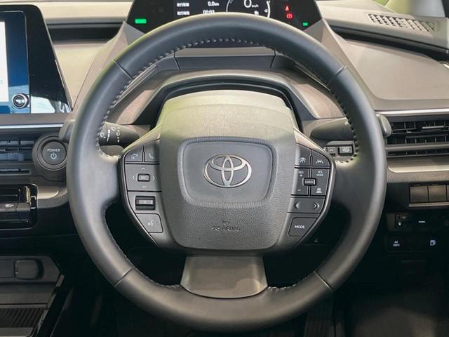 プリウス Ｘ　バックカメラ　純正ナビ機能付きＤＡ　衝突被害軽減システム　レーダークルーズ　禁煙車　ドラレコ　コーナーセンサー　スマートキー　ＬＥＤヘッド　ＥＴＣ２．０　オートハイビーム　Ｂｌｕｅｔｏｏｔｈ（11枚目）