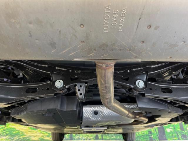 プリウス Ｘ　バックカメラ　純正ナビ機能付きＤＡ　衝突被害軽減システム　レーダークルーズ　禁煙車　ドラレコ　コーナーセンサー　スマートキー　ＬＥＤヘッド　ＥＴＣ２．０　オートハイビーム　Ｂｌｕｅｔｏｏｔｈ（19枚目）