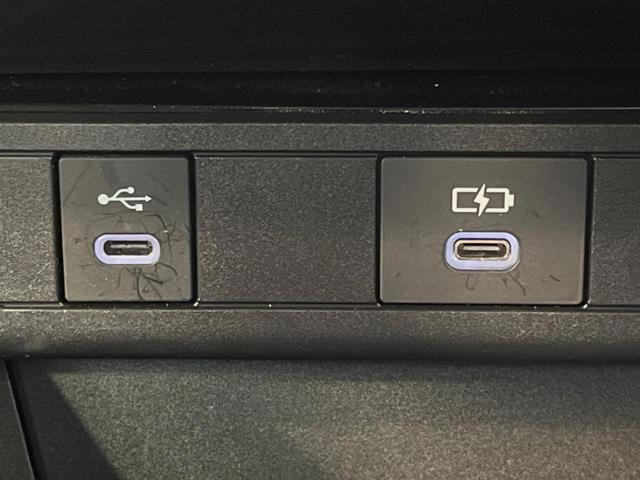 プリウス Ｘ　バックカメラ　純正ナビ機能付きＤＡ　衝突被害軽減システム　レーダークルーズ　禁煙車　ドラレコ　コーナーセンサー　スマートキー　ＬＥＤヘッド　ＥＴＣ２．０　オートハイビーム　Ｂｌｕｅｔｏｏｔｈ（33枚目）