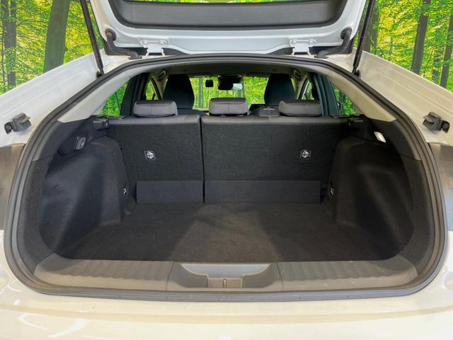 プリウス Ｘ　バックカメラ　純正ナビ機能付きＤＡ　衝突被害軽減システム　レーダークルーズ　禁煙車　ドラレコ　コーナーセンサー　スマートキー　ＬＥＤヘッド　ＥＴＣ２．０　オートハイビーム　Ｂｌｕｅｔｏｏｔｈ（40枚目）