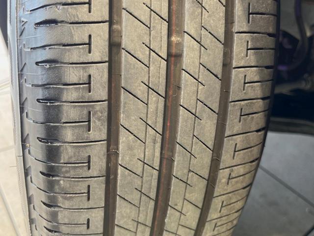 プリウス Ｘ　バックカメラ　純正ナビ機能付きＤＡ　衝突被害軽減システム　レーダークルーズ　禁煙車　ドラレコ　コーナーセンサー　スマートキー　ＬＥＤヘッド　ＥＴＣ２．０　オートハイビーム　Ｂｌｕｅｔｏｏｔｈ（53枚目）