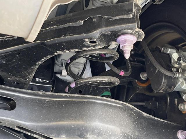 プリウス Ｘ　バックカメラ　純正ナビ機能付きＤＡ　衝突被害軽減システム　レーダークルーズ　禁煙車　ドラレコ　コーナーセンサー　スマートキー　ＬＥＤヘッド　ＥＴＣ２．０　オートハイビーム　Ｂｌｕｅｔｏｏｔｈ（59枚目）