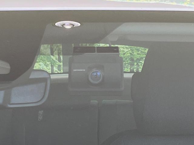 プリウス Ｘ　バックカメラ　純正ナビ機能付きＤＡ　衝突被害軽減システム　レーダークルーズ　禁煙車　ドラレコ　コーナーセンサー　スマートキー　ＬＥＤヘッド　ＥＴＣ２．０　オートハイビーム　Ｂｌｕｅｔｏｏｔｈ（60枚目）