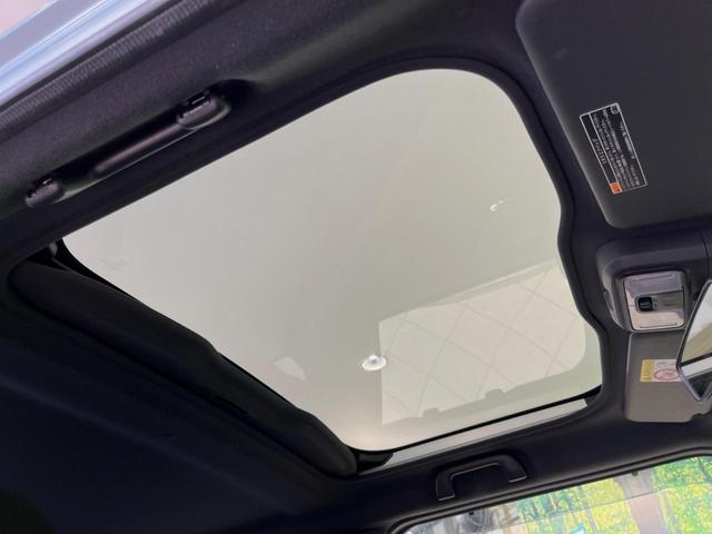 タフト Ｇ　ガラスルーフ　純正９型ディスプレイオーディオ　全周囲カメラ　衝突被害軽減システム　禁煙車　ドラレコ　コーナーセンサー　スマートキー　ＬＥＤヘッド　ルーフレール　ＥＴＣ　オートエアコン　シートヒーター（3枚目）