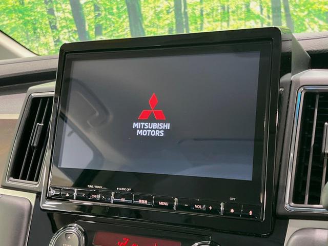 デリカＤ：５ Ｐ　純正１０型ナビ　両側電動ドア　バックカメラ　衝突被害軽減システム　禁煙車　電動リアゲート　パワーシート　スマートキー　ステアリングヒーター　ＬＥＤヘッド　ビルトインＥＴＣ　純正１８インチアルミ（3枚目）