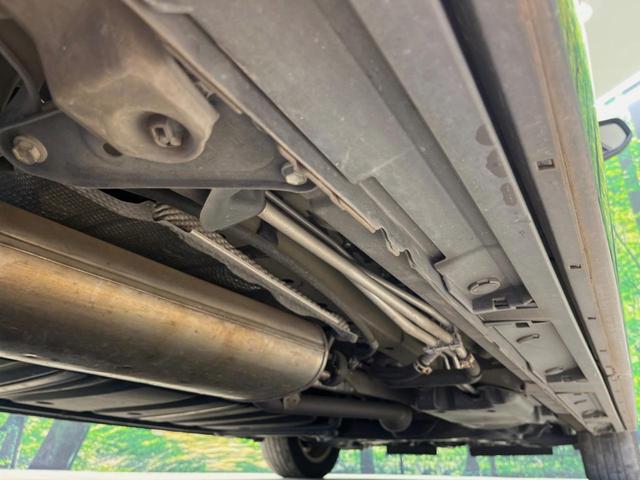 ヴォクシー ＺＳ　煌　純正９型ナビ　両側電動ドア　後席モニター　バックカメラ　禁煙車　スマートキー　ＬＥＤヘッド　ビルトインＥＴＣ　純正１６インチアルミ　オートハイビーム　オートライト　デュアルエアコン　リアエアコン（24枚目）