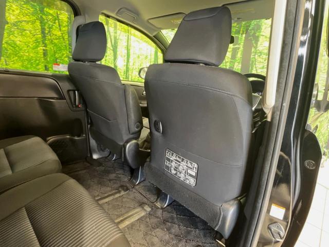 ヴォクシー ＺＳ　煌　純正９型ナビ　両側電動ドア　後席モニター　バックカメラ　禁煙車　スマートキー　ＬＥＤヘッド　ビルトインＥＴＣ　純正１６インチアルミ　オートハイビーム　オートライト　デュアルエアコン　リアエアコン（29枚目）