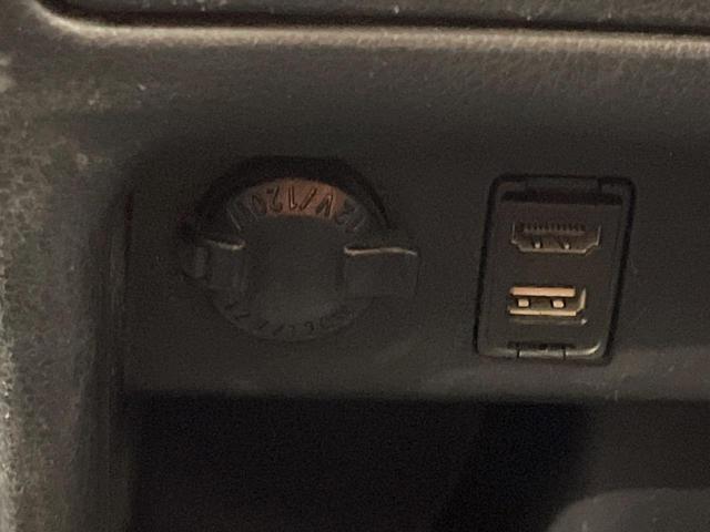 ヴォクシー ＺＳ　煌　純正９型ナビ　両側電動ドア　後席モニター　バックカメラ　禁煙車　スマートキー　ＬＥＤヘッド　ビルトインＥＴＣ　純正１６インチアルミ　オートハイビーム　オートライト　デュアルエアコン　リアエアコン（43枚目）