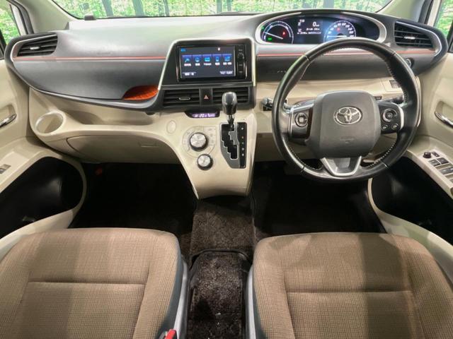 シエンタ ハイブリッドＧ　両側電動ドア　バックカメラ　衝突被害軽減システム　禁煙車　純正ナビ　スマートキー　ＬＥＤヘッド　ビルトインＥＴＣ　オートハイビーム　オートライト　オートエアコン　Ｂｌｕｅｔｏｏｔｈ　ＣＤ／ＤＶＤ再生（2枚目）