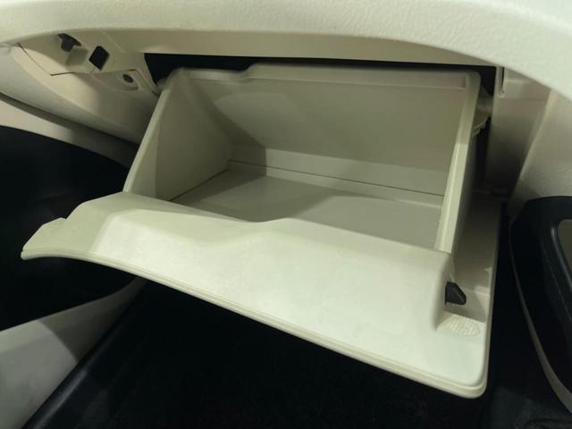 シエンタ ハイブリッドＧ　両側電動ドア　バックカメラ　衝突被害軽減システム　禁煙車　純正ナビ　スマートキー　ＬＥＤヘッド　ビルトインＥＴＣ　オートハイビーム　オートライト　オートエアコン　Ｂｌｕｅｔｏｏｔｈ　ＣＤ／ＤＶＤ再生（39枚目）