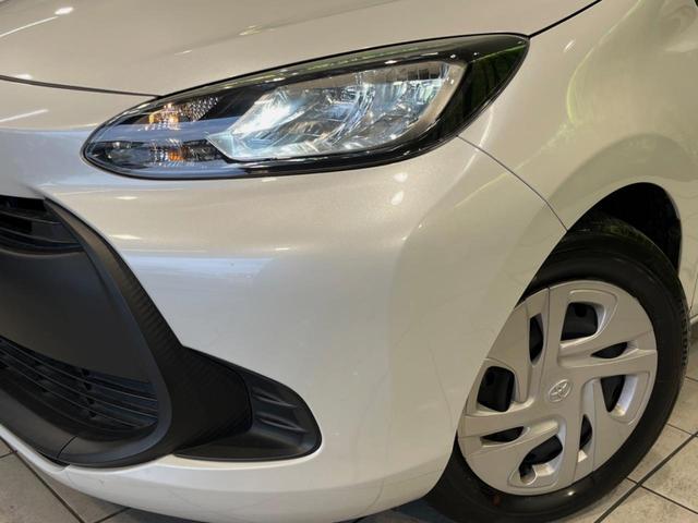 アクア Ｘ　１００Ｖ電源　純正ナビ　衝突被害軽減システム　レーダークルーズ　禁煙車　スマートキー　ＬＥＤヘッド　ビルトインＥＴＣ　オートハイビーム　車線逸脱警報　オートライト　オートエアコン　Ｂｌｕｅｔｏｏｔｈ（13枚目）