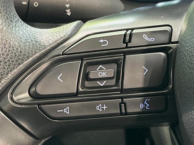 アクア Ｘ　１００Ｖ電源　純正ナビ　衝突被害軽減システム　レーダークルーズ　禁煙車　スマートキー　ＬＥＤヘッド　ビルトインＥＴＣ　オートハイビーム　車線逸脱警報　オートライト　オートエアコン　Ｂｌｕｅｔｏｏｔｈ（27枚目）