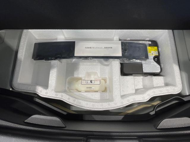 アクア Ｘ　１００Ｖ電源　純正ナビ　衝突被害軽減システム　レーダークルーズ　禁煙車　スマートキー　ＬＥＤヘッド　ビルトインＥＴＣ　オートハイビーム　車線逸脱警報　オートライト　オートエアコン　Ｂｌｕｅｔｏｏｔｈ（38枚目）