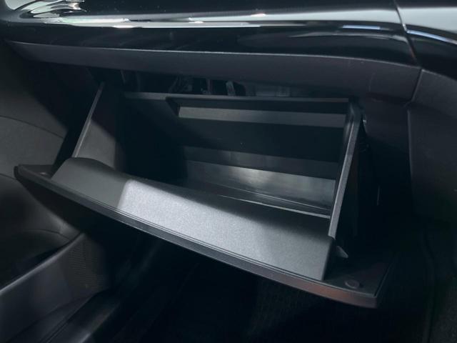 アクア Ｘ　１００Ｖ電源　純正ナビ　衝突被害軽減システム　レーダークルーズ　禁煙車　スマートキー　ＬＥＤヘッド　ビルトインＥＴＣ　オートハイビーム　車線逸脱警報　オートライト　オートエアコン　Ｂｌｕｅｔｏｏｔｈ（39枚目）