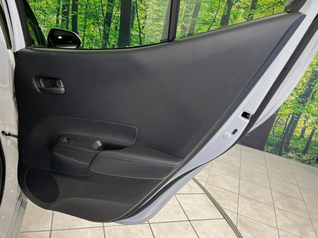 アクア Ｘ　１００Ｖ電源　純正ナビ　衝突被害軽減システム　レーダークルーズ　禁煙車　スマートキー　ＬＥＤヘッド　ビルトインＥＴＣ　オートハイビーム　車線逸脱警報　オートライト　オートエアコン　Ｂｌｕｅｔｏｏｔｈ（49枚目）