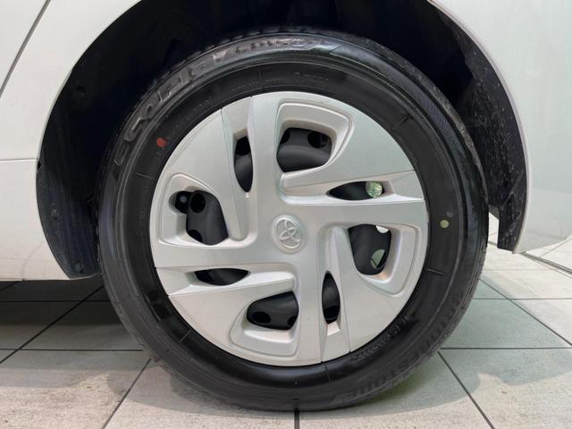 アクア Ｘ　１００Ｖ電源　純正ナビ　衝突被害軽減システム　レーダークルーズ　禁煙車　スマートキー　ＬＥＤヘッド　ビルトインＥＴＣ　オートハイビーム　車線逸脱警報　オートライト　オートエアコン　Ｂｌｕｅｔｏｏｔｈ（53枚目）