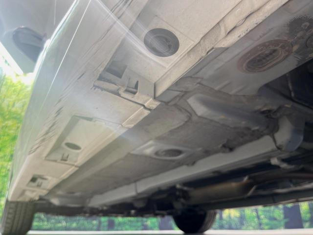 ヤリス Ｘ　バックカメラ　純正ナビ機能付きディスプレイオーディオ　衝突被害軽減システム　禁煙車　コーナーセンサー　スマートキー　ビルトインＥＴＣ　オートハイビーム　オートライト　Ｂｌｕｅｔｏｏｔｈ（22枚目）