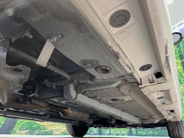 ヤリス Ｘ　バックカメラ　純正ナビ機能付きディスプレイオーディオ　衝突被害軽減システム　禁煙車　コーナーセンサー　スマートキー　ビルトインＥＴＣ　オートハイビーム　オートライト　Ｂｌｕｅｔｏｏｔｈ（23枚目）