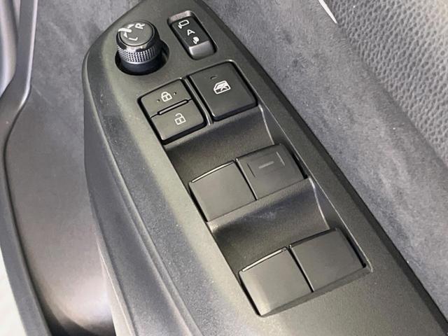 ヤリス Ｘ　バックカメラ　純正ナビ機能付きディスプレイオーディオ　衝突被害軽減システム　禁煙車　コーナーセンサー　スマートキー　ビルトインＥＴＣ　オートハイビーム　オートライト　Ｂｌｕｅｔｏｏｔｈ（43枚目）