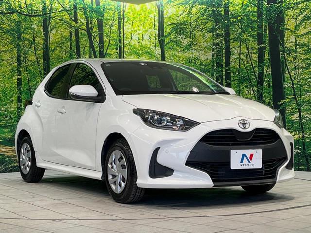 ヤリス Ｘ　バックカメラ　純正ナビ機能付きディスプレイオーディオ　衝突被害軽減システム　禁煙車　コーナーセンサー　スマートキー　ビルトインＥＴＣ　オートハイビーム　オートライト　Ｂｌｕｅｔｏｏｔｈ（52枚目）