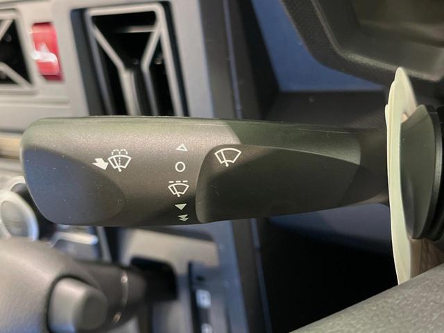 タフト X 届出済未使用車 ガラスルーフ 衝突被害軽減システム スマートキー LEDヘッド 車線逸脱警報 オートライト オートエアコン 純正15インチスチールホイール アイドリングストップ 電動格納ドアミラー(37枚目)