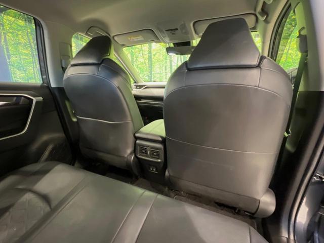 ＲＡＶ４ アドベンチャー　オフロードパッケージ　９型ディスプレイオーディオ　衝突被害軽減装置　禁煙車　バックカメラ　合皮シート　シートベンチレーション　純正１８インチアルミホイール　専用サスペンション　ブリッジ型ルーフレール　寒冷地仕様（32枚目）