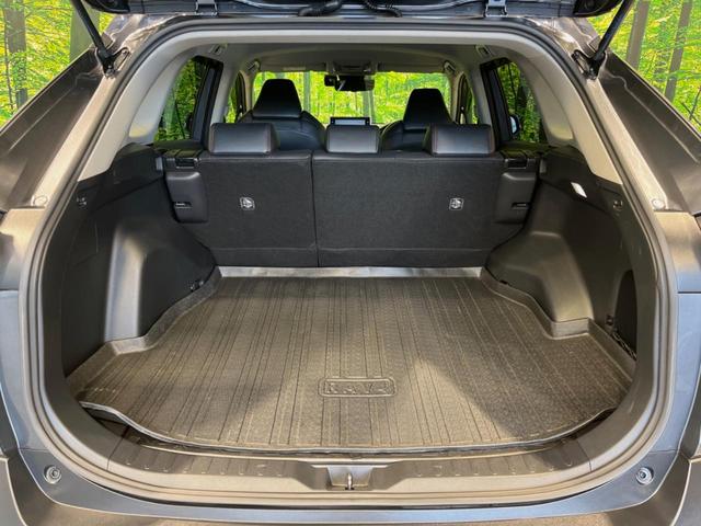 ＲＡＶ４ アドベンチャー　オフロードパッケージ　９型ディスプレイオーディオ　衝突被害軽減装置　禁煙車　バックカメラ　合皮シート　シートベンチレーション　純正１８インチアルミホイール　専用サスペンション　ブリッジ型ルーフレール　寒冷地仕様（34枚目）
