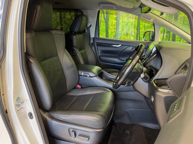 アルファード ２．５Ｓ　Ｃパッケージ　両側電動ドア　後席モニター　純正ナビ付ＤＡ　バックカメラ　１００Ｖ電源　セーフティセンス　レーダークルーズ　禁煙車　電動リアゲート　前席シートエアコン　パワーシート　コーナーセンサー　スマートキー（8枚目）