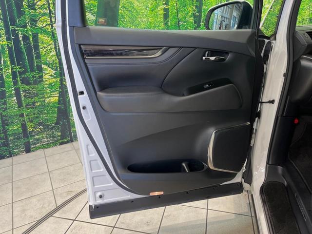 アルファード ２．５Ｓ　Ｃパッケージ　両側電動ドア　後席モニター　純正ナビ付ＤＡ　バックカメラ　１００Ｖ電源　セーフティセンス　レーダークルーズ　禁煙車　電動リアゲート　前席シートエアコン　パワーシート　コーナーセンサー　スマートキー（50枚目）