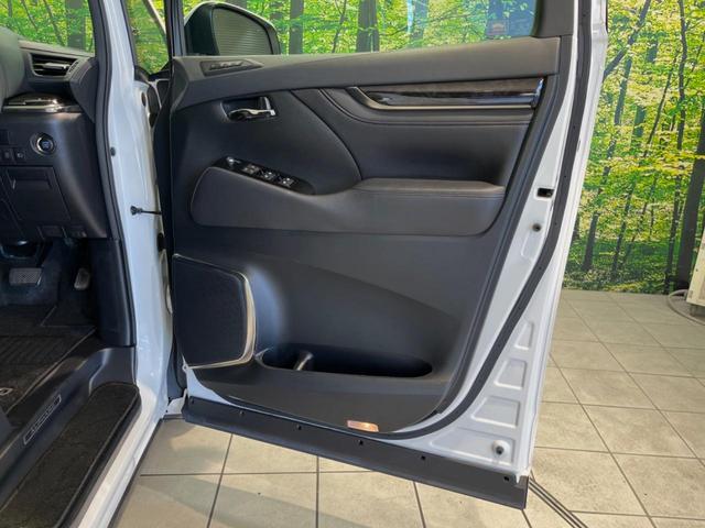 アルファード ２．５Ｓ　Ｃパッケージ　両側電動ドア　後席モニター　純正ナビ付ＤＡ　バックカメラ　１００Ｖ電源　セーフティセンス　レーダークルーズ　禁煙車　電動リアゲート　前席シートエアコン　パワーシート　コーナーセンサー　スマートキー（51枚目）