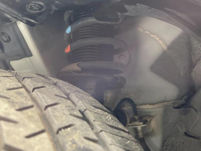 ノート ｅ－パワー　Ｘ　Ｖセレクション　純正ＳＤナビ　全周囲カメラ　デジタルインナーミラー　エマージェンシーブレーキ　ＬＥＤヘッドライト　スマートキー　プッシュスタート　オートエアコン　純正１５インチアルミホイール（18枚目）