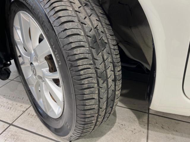 ノート ｅ－パワー　Ｘ　Ｖセレクション　純正ＳＤナビ　全周囲カメラ　デジタルインナーミラー　エマージェンシーブレーキ　ＬＥＤヘッドライト　スマートキー　プッシュスタート　オートエアコン　純正１５インチアルミホイール（52枚目）