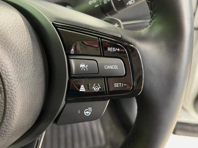 ヴェゼル ｅ：ＨＥＶ　Ｚ　純正９型ナビ　禁煙車　レーダークルーズ　パワーバックドア　シートヒーター　ＬＥＤヘッドライト　シーケンシャルターンランプ　オートハイビーム　ハーフレザー（5枚目）