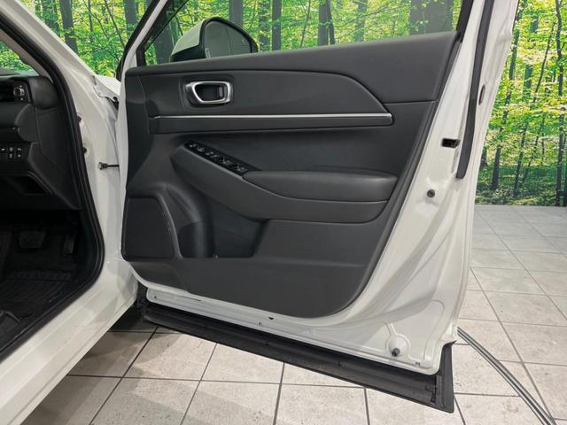 ヴェゼル ｅ：ＨＥＶ　Ｚ　純正９型ナビ　禁煙車　レーダークルーズ　パワーバックドア　シートヒーター　ＬＥＤヘッドライト　シーケンシャルターンランプ　オートハイビーム　ハーフレザー（49枚目）